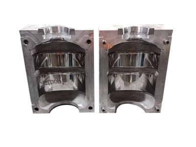 注拉吹模具關鍵在于產品創新